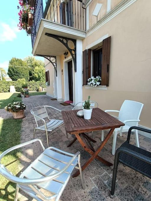 B&B We Care Appartamento Lendinara Esterno foto