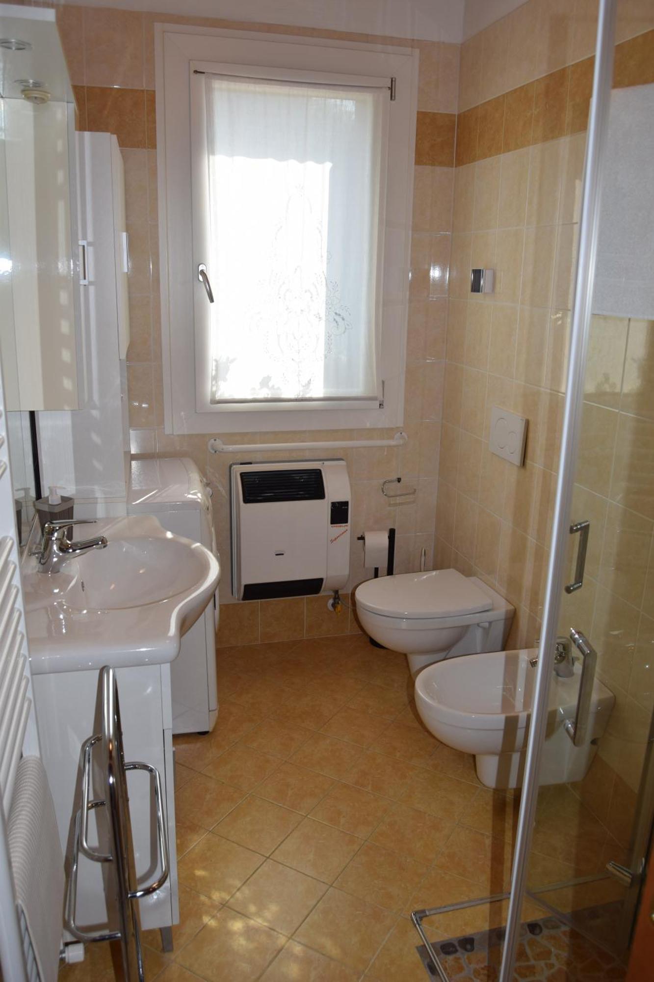 B&B We Care Appartamento Lendinara Esterno foto