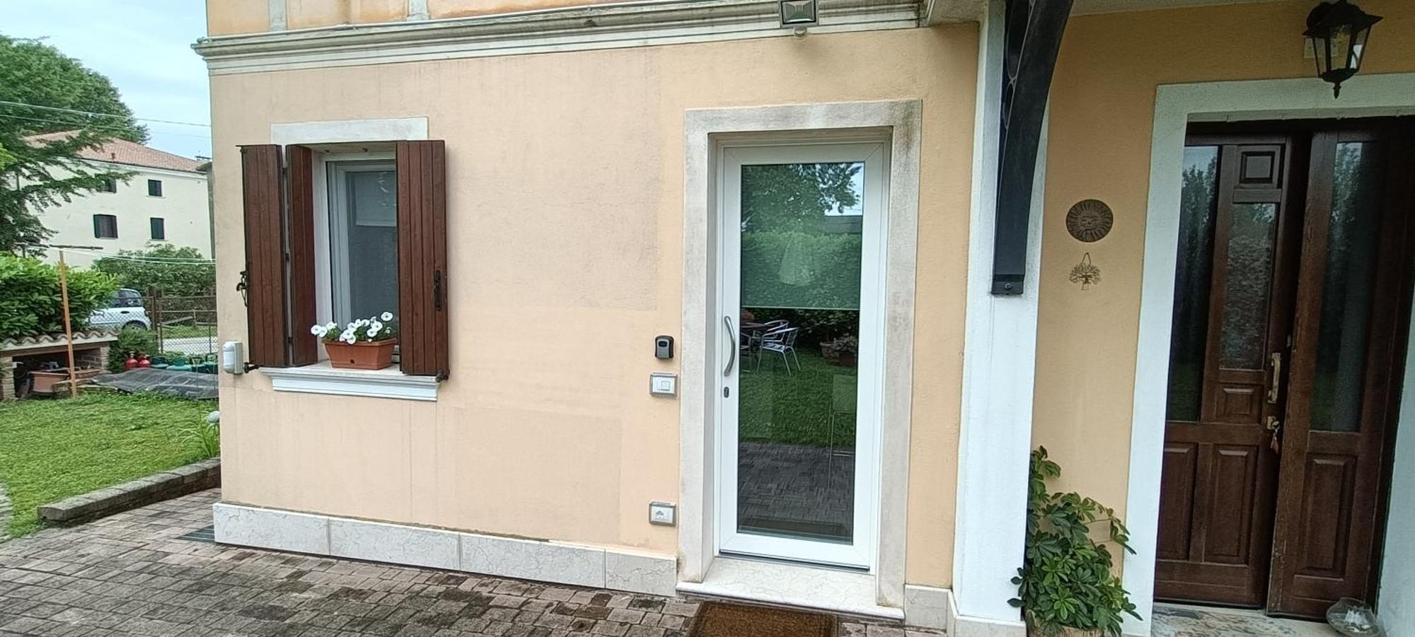 B&B We Care Appartamento Lendinara Esterno foto